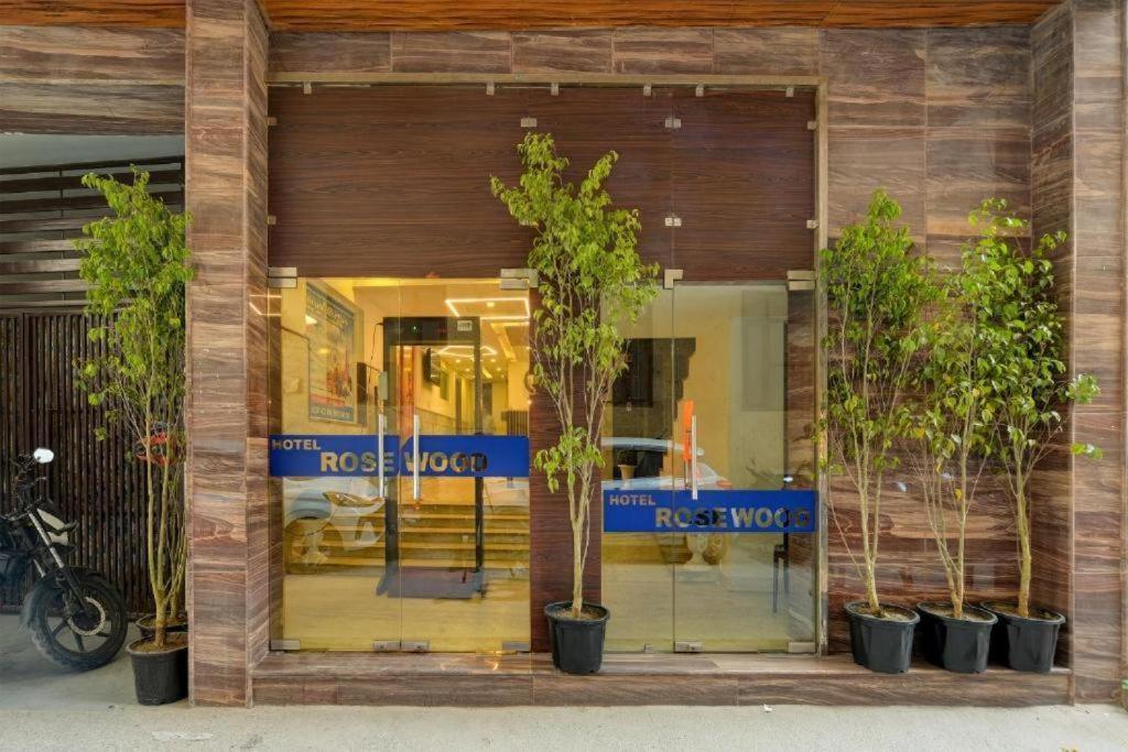 Hotel Rosewood Near Delhi Airport Νέο Δελχί Εξωτερικό φωτογραφία